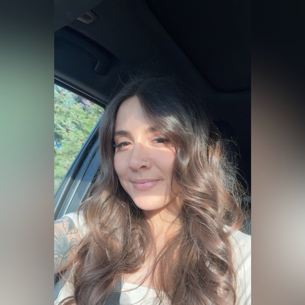 Meet your Posher, Adriana